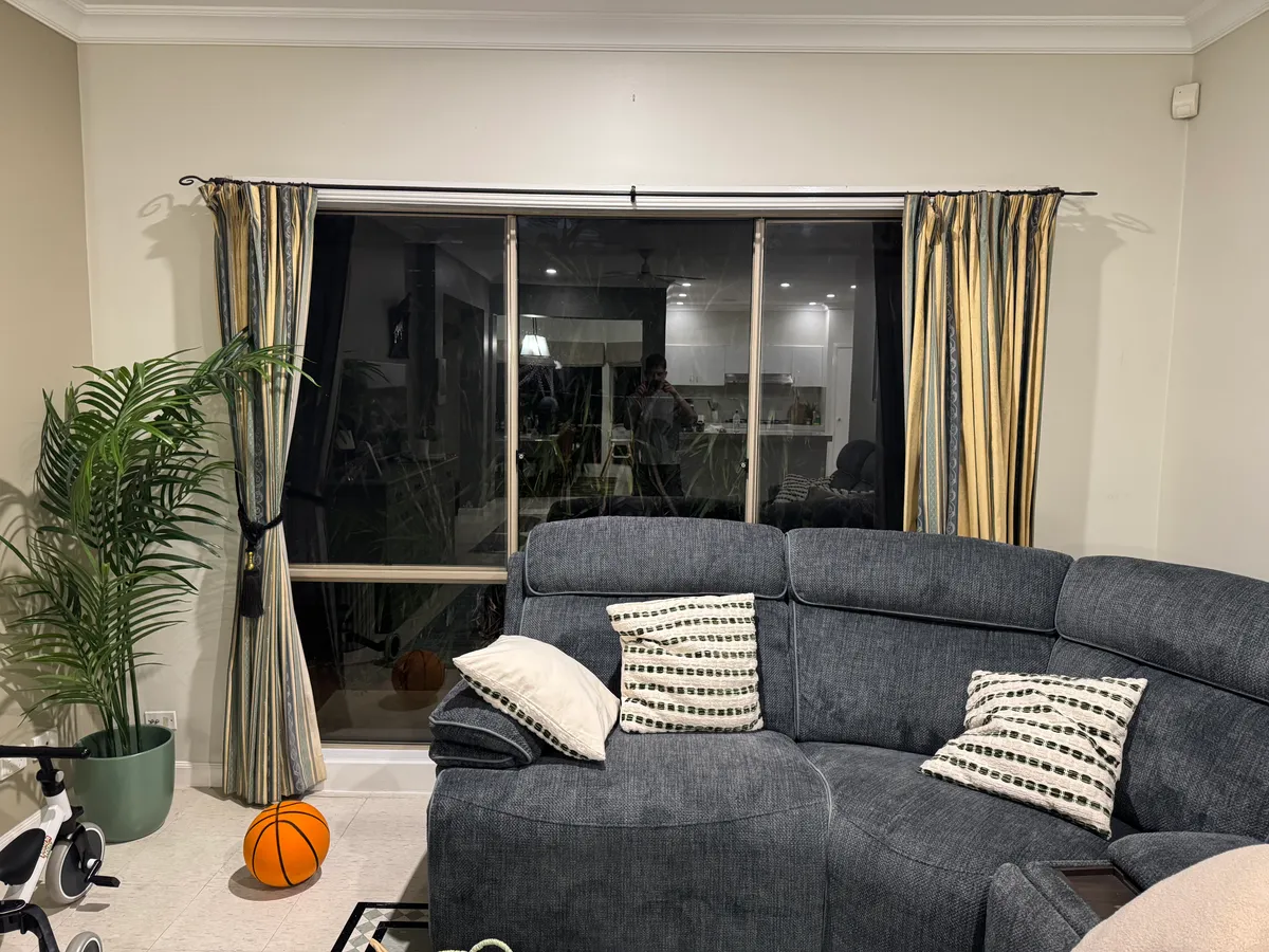 Living Room – Window
